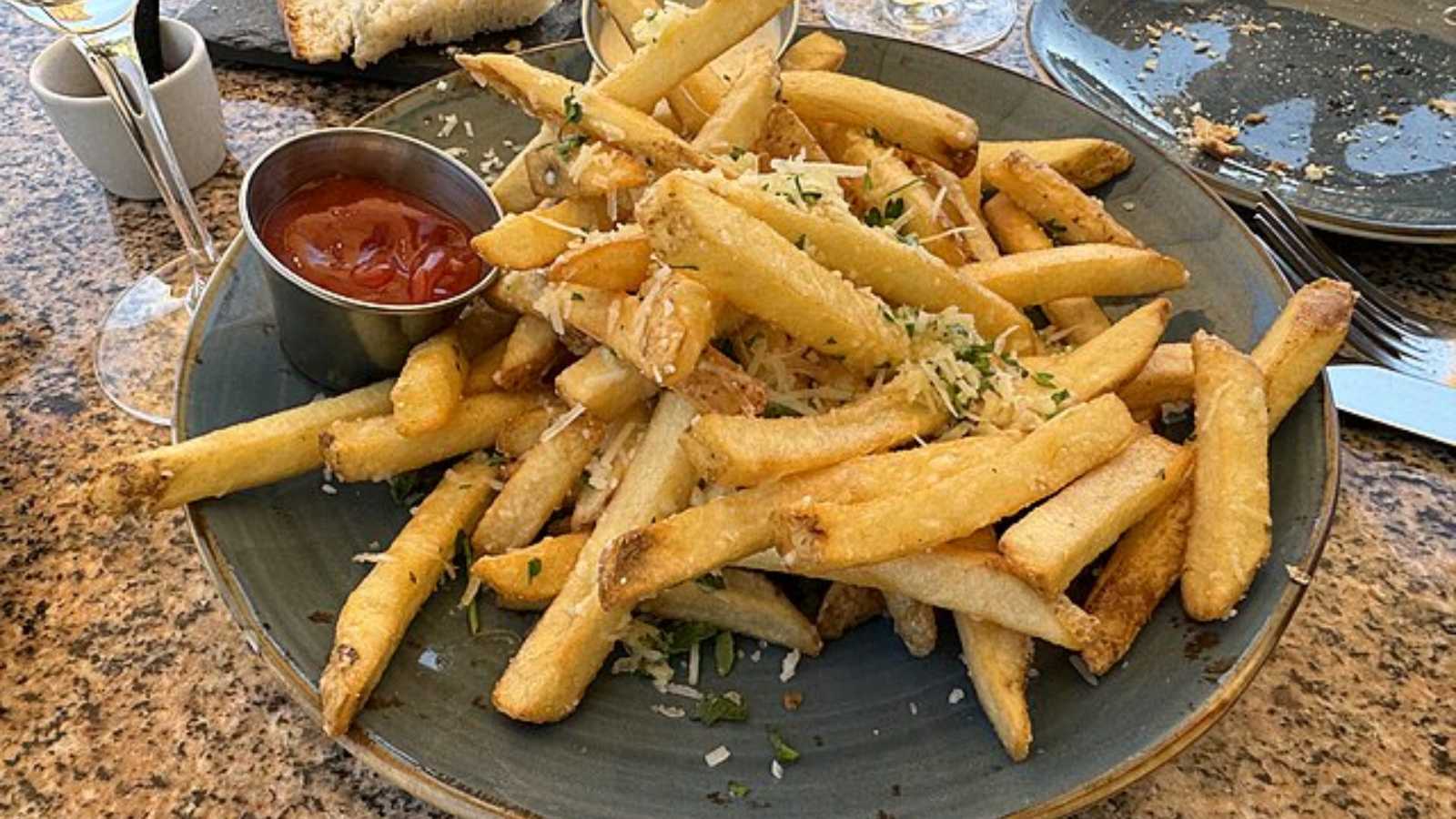 popular foods that aren't as good as people pretend