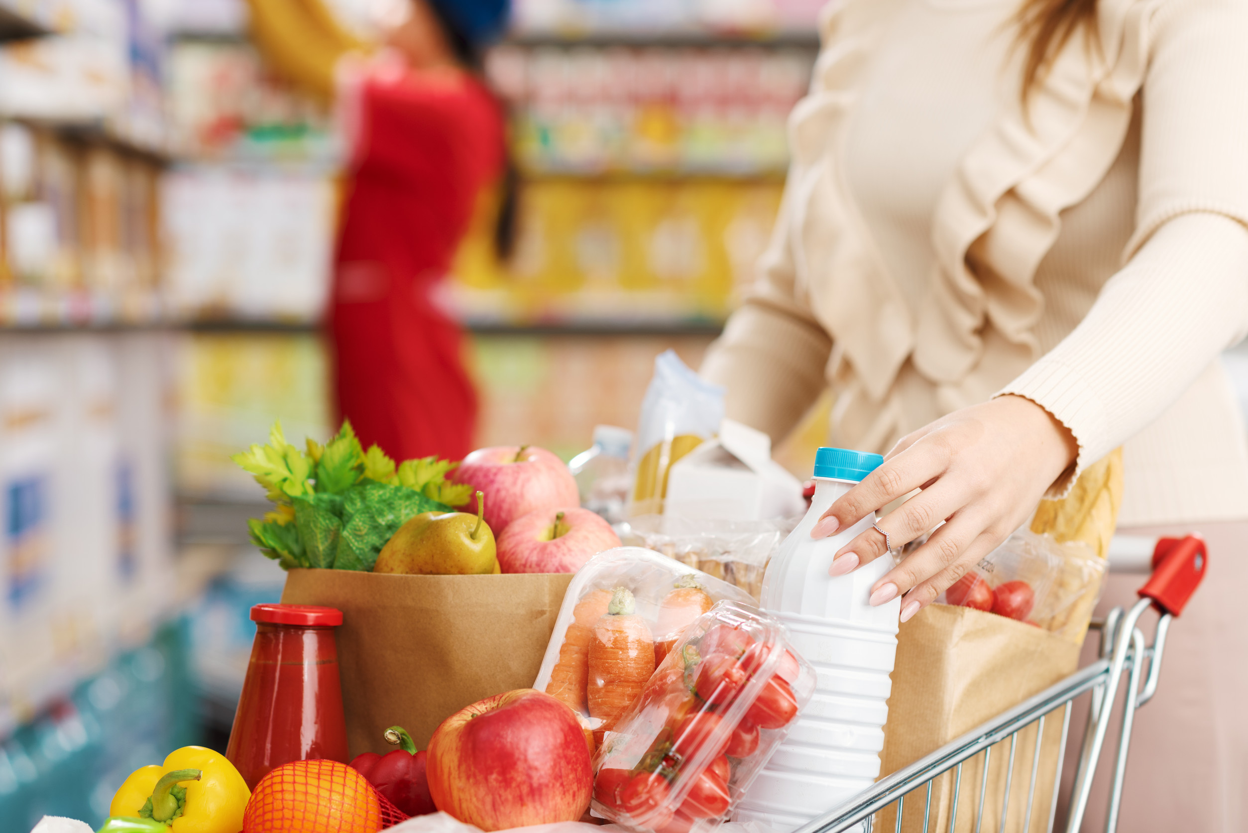 woman buying groceries