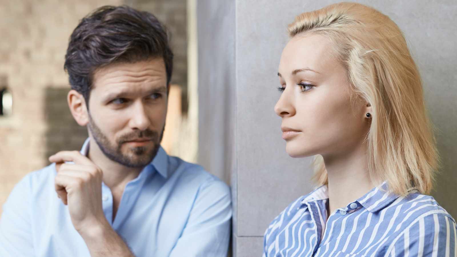 If A Man Secretly Resents His Wife, He’ll Start Saying These 8 Things Casually