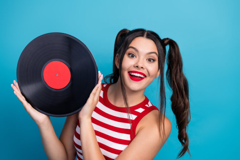 6 Gen Z Trends That Are Just Recycled Fads from the Past