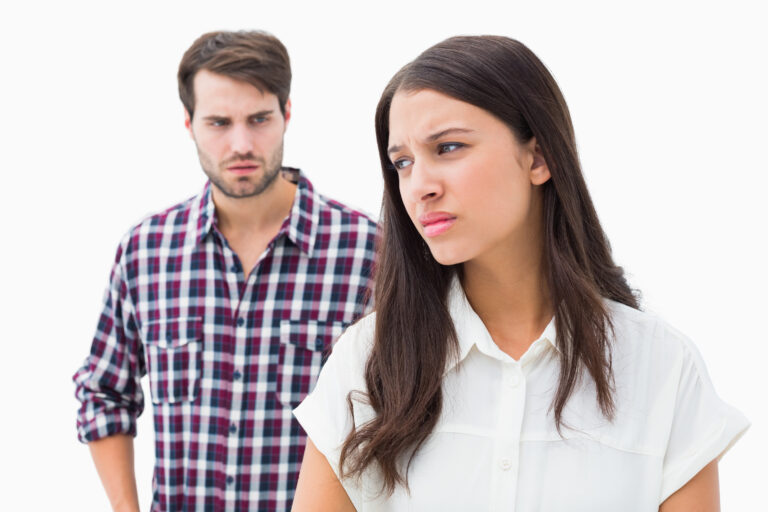 7 Signs He’s Still Not Over His Ex
