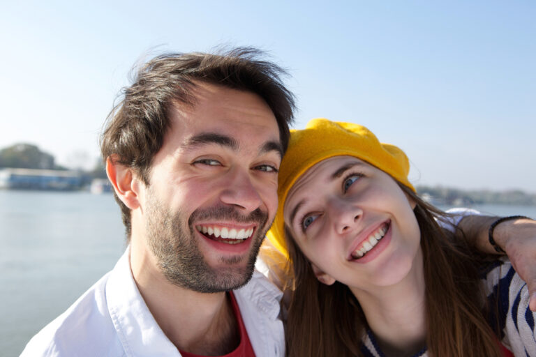 6 Thoughtful Gestures That Women Secretly Desire from Men