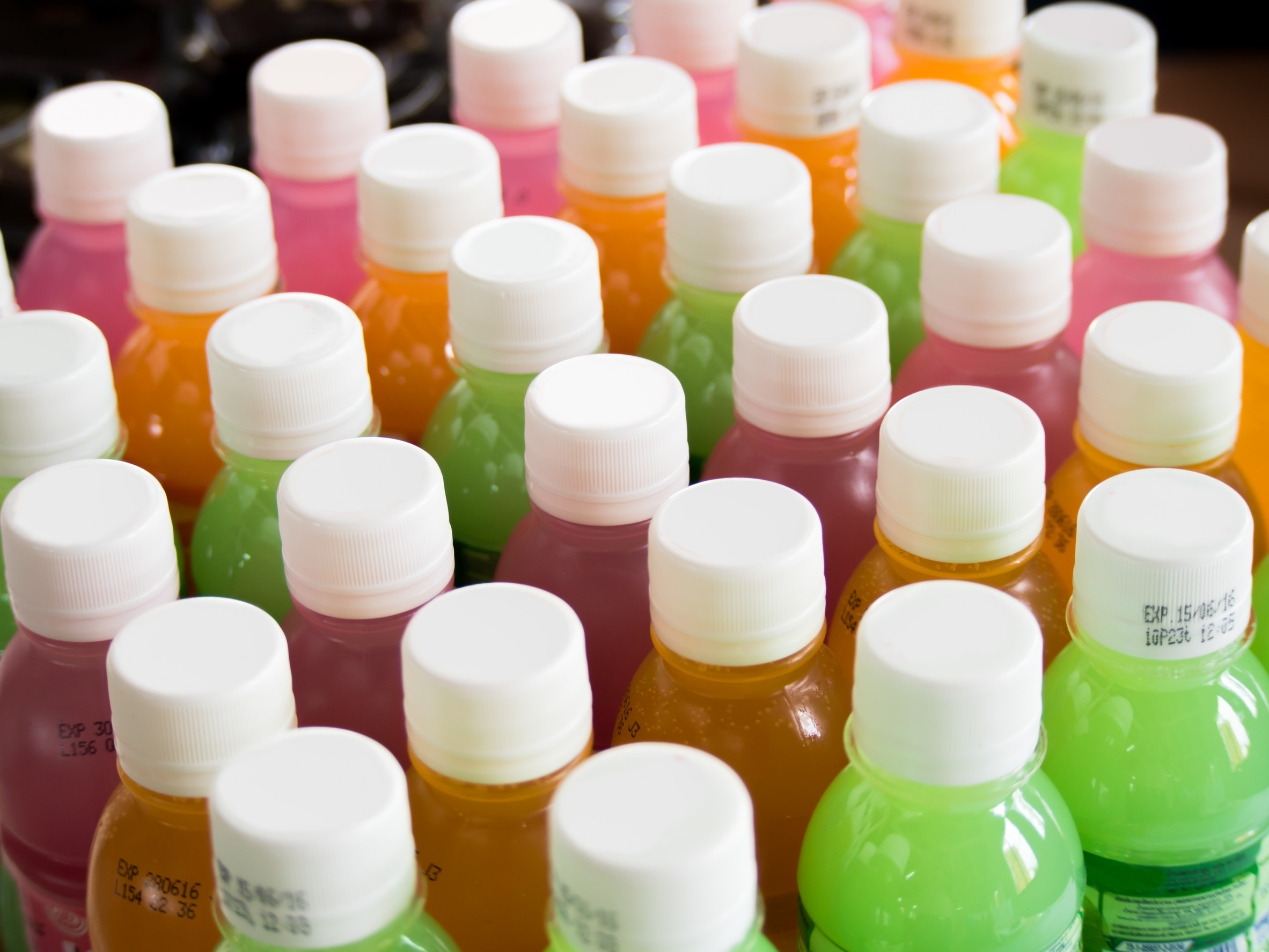 6 Items You Should Never Donate to Food Pantries