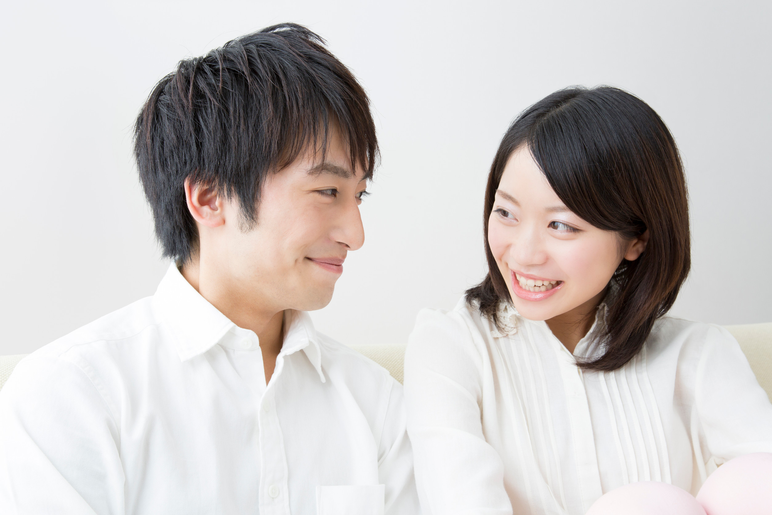 6 Reasons Why Dating a Woman Your Own Age is A More Fulfilling Choice