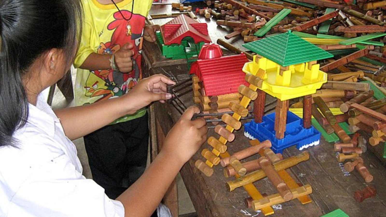 7 Timeless Toys That Defined a Boomer Childhood