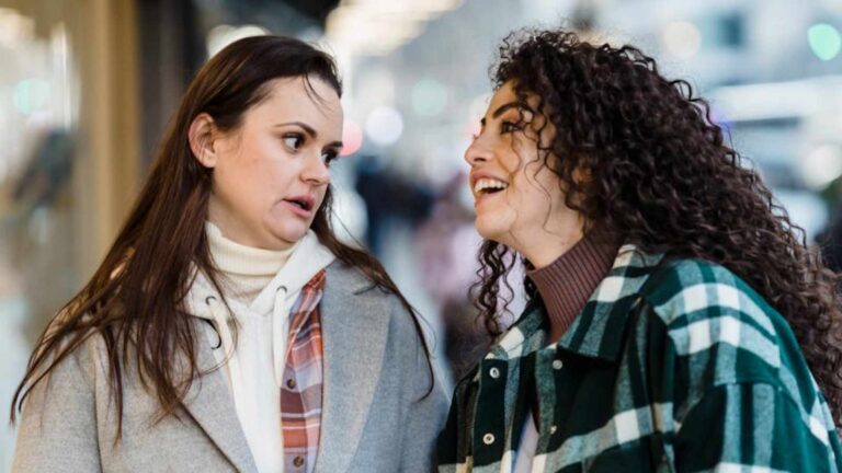 6 Unknowingly Rude Habits You Could Have and How to Correct Them