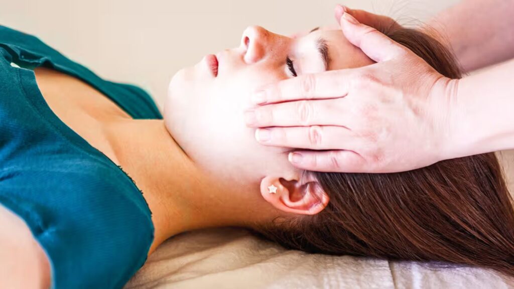 Fascinating Ways Touch Can Alter the Way We Think