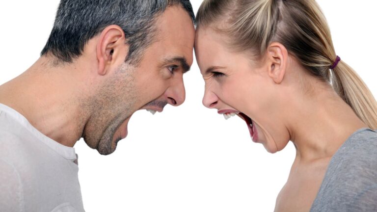 Warning Signs That Indicate a Husband’s Secret Resentment