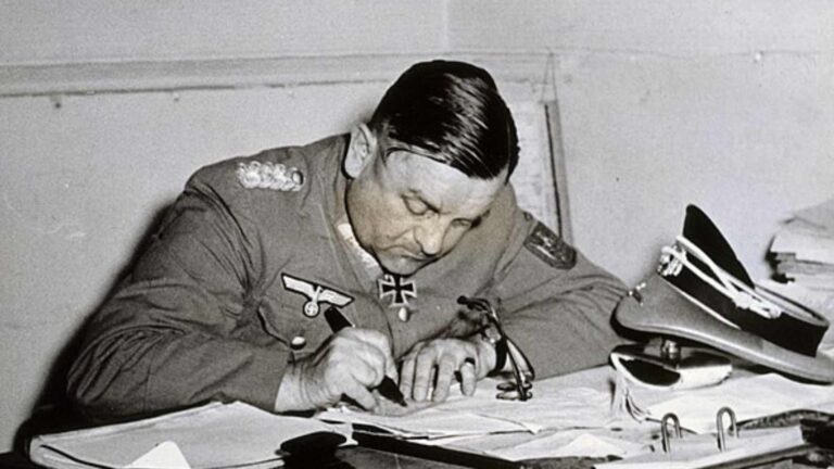 7 Times Defying Orders Shaped the Course of History