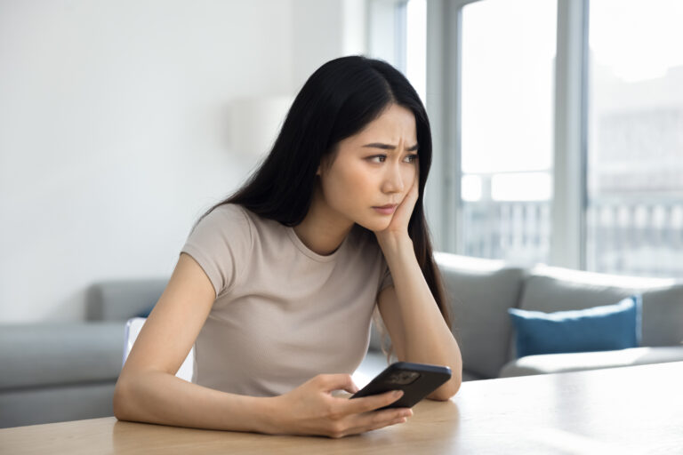 6 Ways Social Media Is Affecting Mental Health More Than We Realize