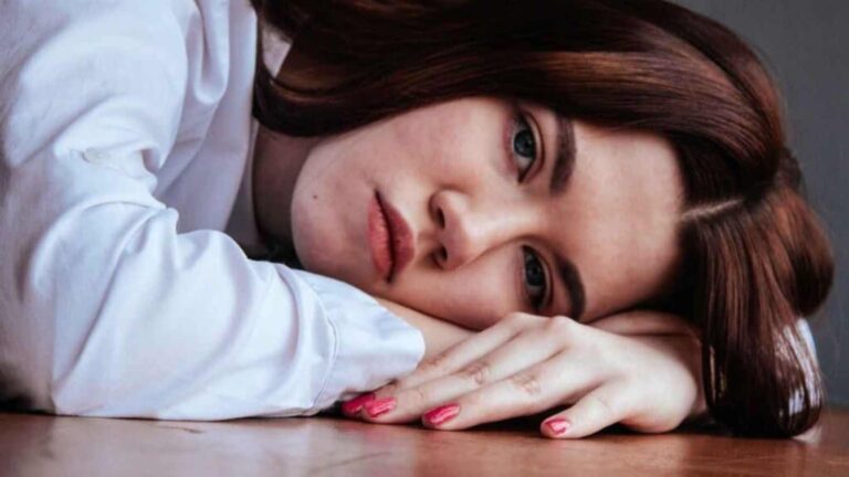 Recognizing the Silent Signals of a Detaching Wife and What to Do About It