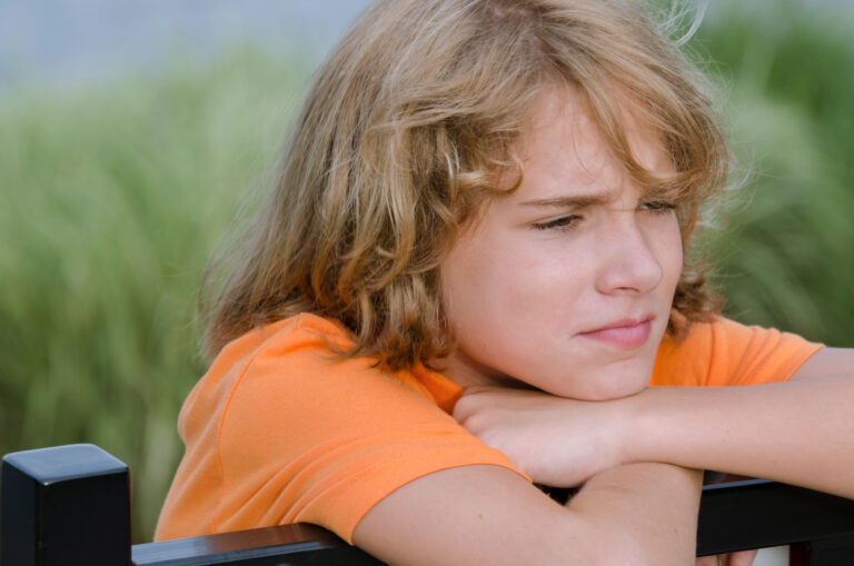 11 Comfort Things We Often Keep After a Sad Childhood (And How We Can Keep the Relief Without the Wreckage)