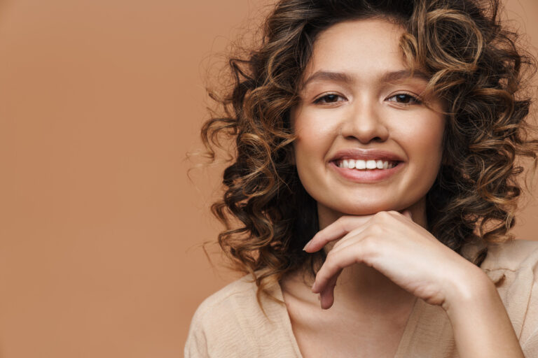 8 Habits That Make Women Look Younger Naturally