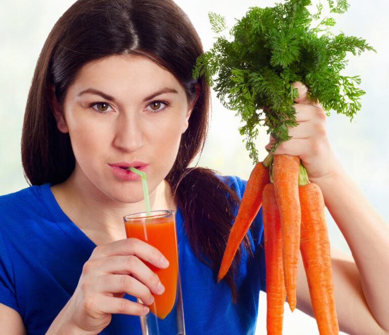 6 Incredible Health Benefits of Drinking Carrot Juice Every Day