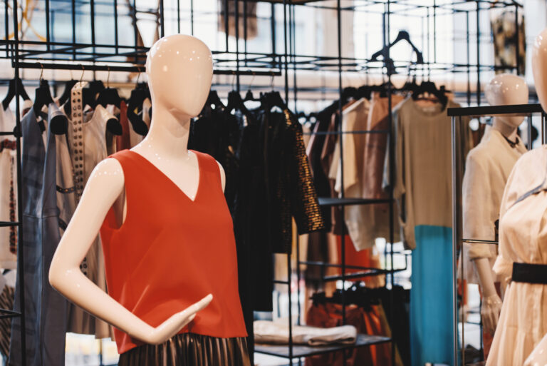 7 Trendy Women’s Online Fashion Boutiques in America