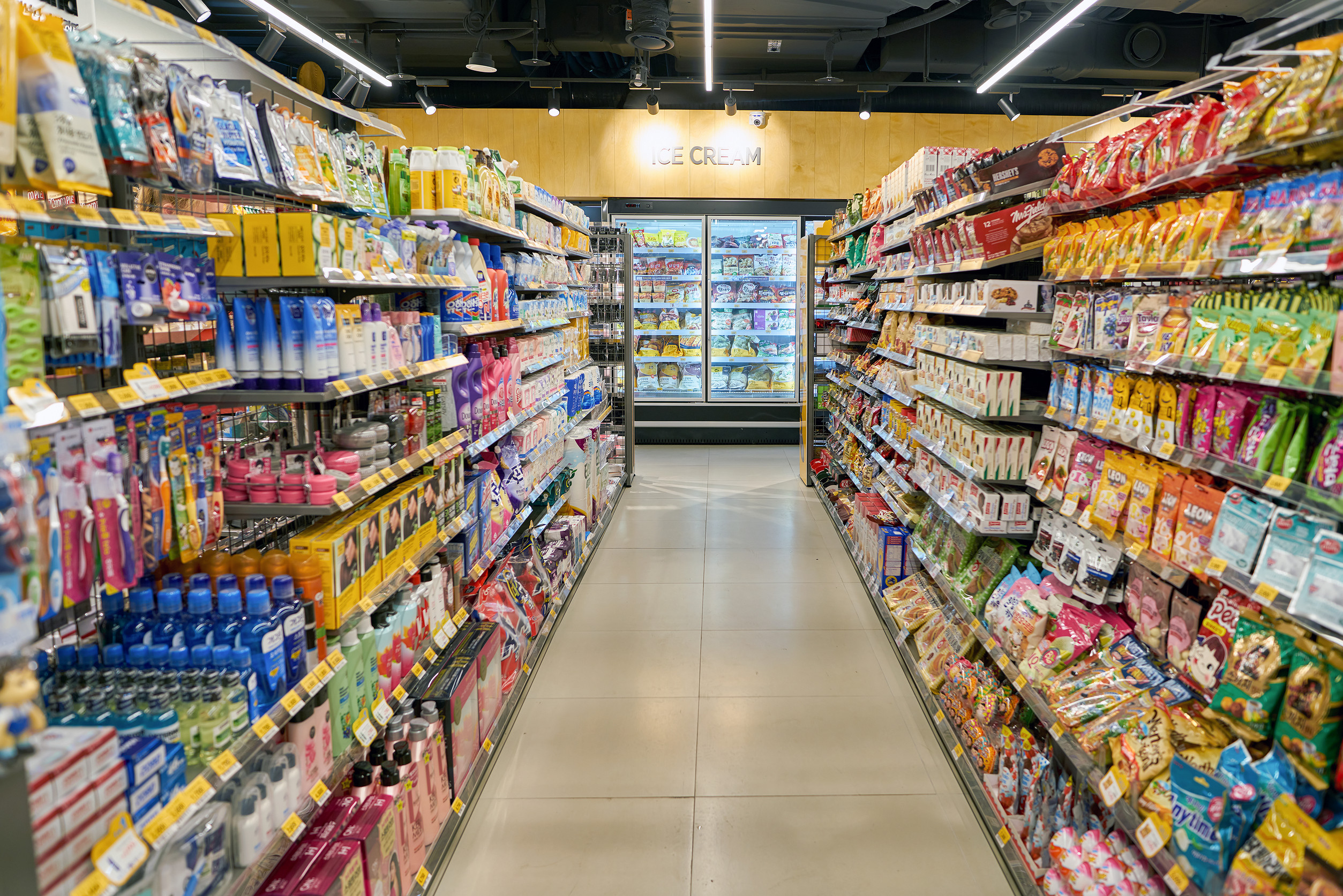 6 Supermarket Strategies That Make You Overspend