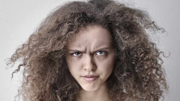 7 Hygiene Errors That Can Make You Appear Less Attractive