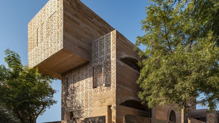 6 Remarkable Homes Around the World That Redefine Architecture