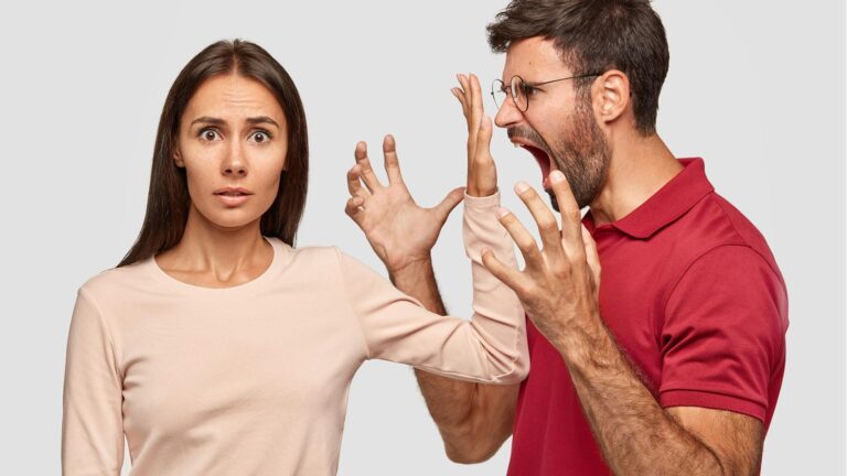 5 Strategies to Cope with Toxic Family Members and Protect Your Well-Being