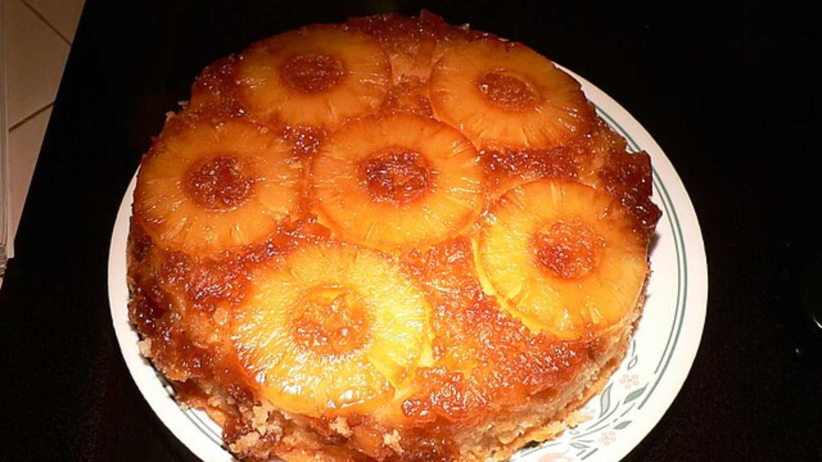 5 Forgotten Retro Desserts That Were Dinner Party Showstoppers