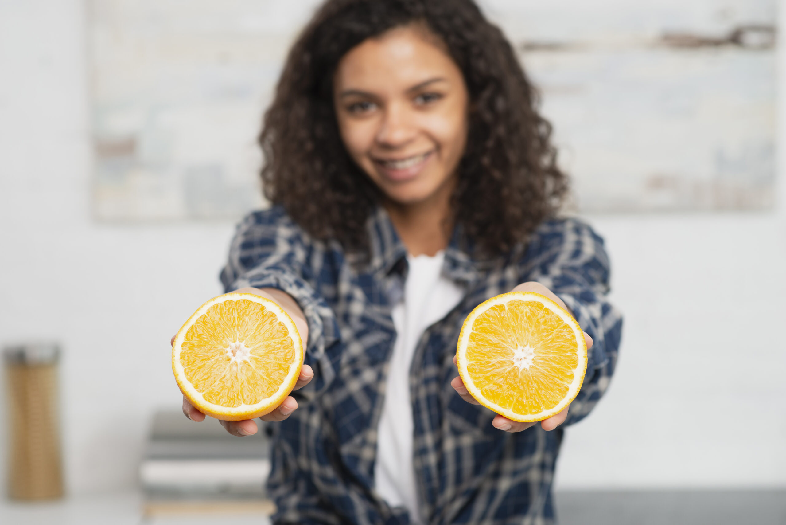 6 Incredible Health Benefits of Eating Oranges Every Day