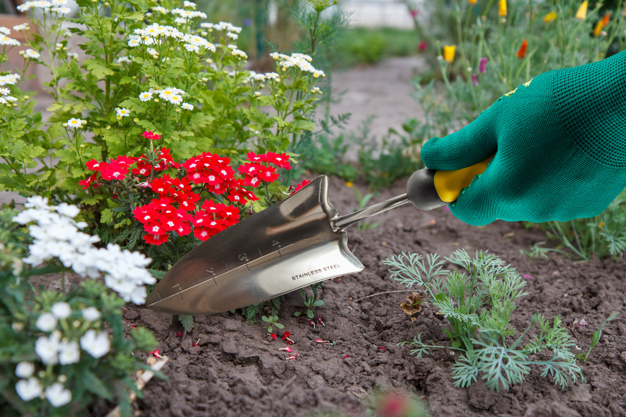 garden trowel