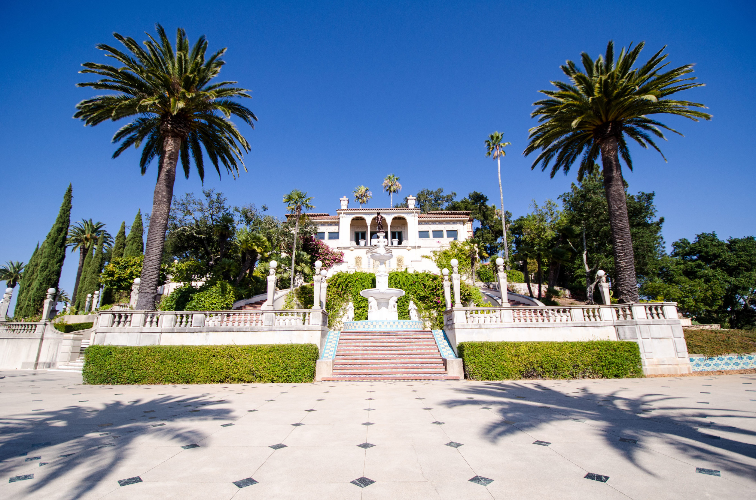 9 Majestic Castles to Explore in the United States - Crafting Your Home