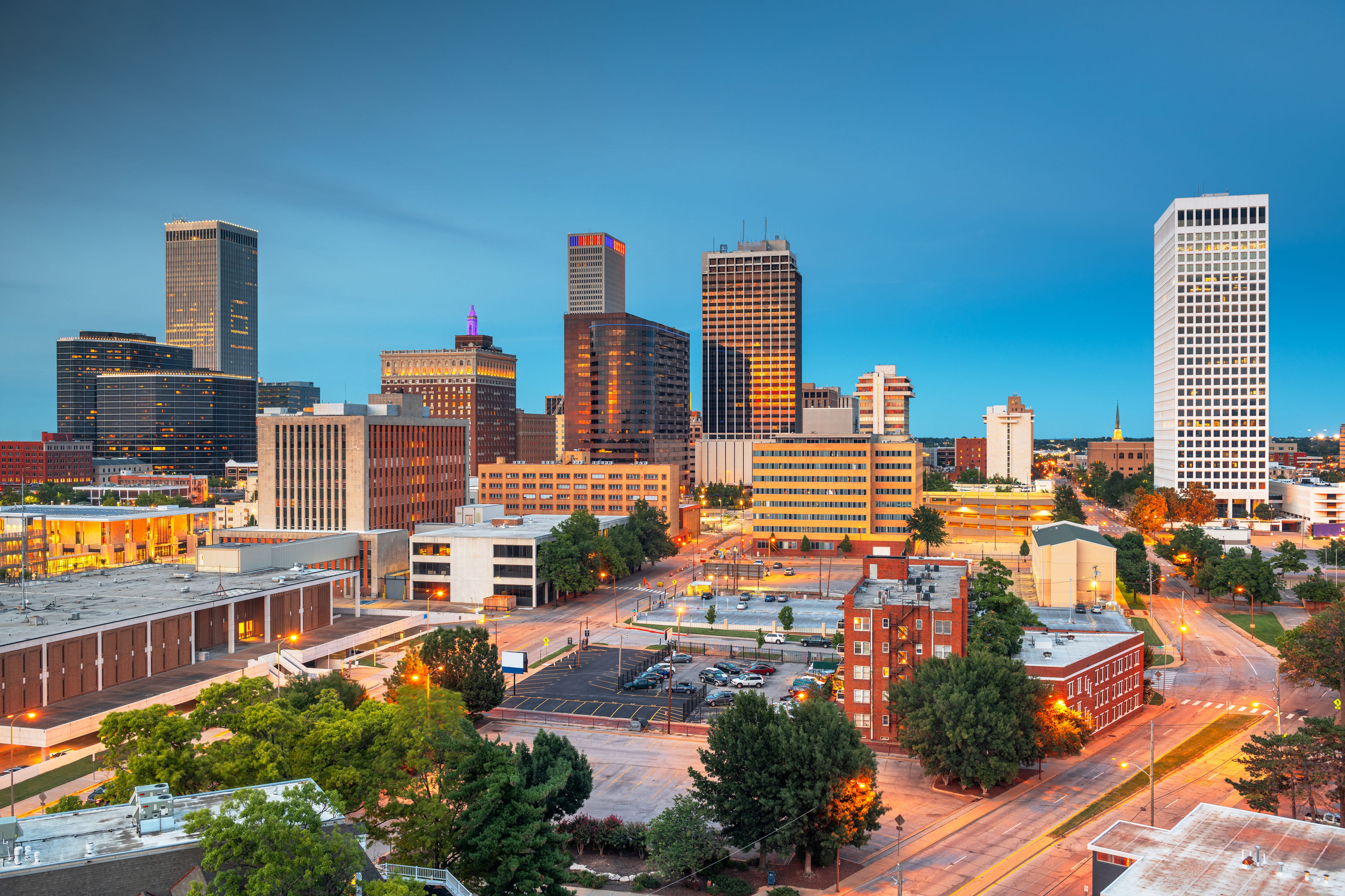 Tulsa, Oklahoma, USA downtown city skyline at twilight.