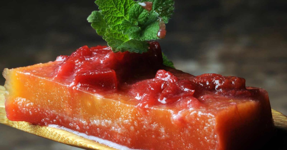 9 Bizarre 1960s Food Trends That Deserve to Stay Buried