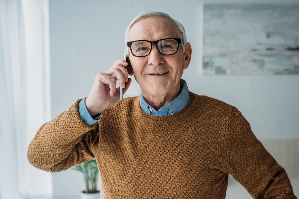 senior on phone call