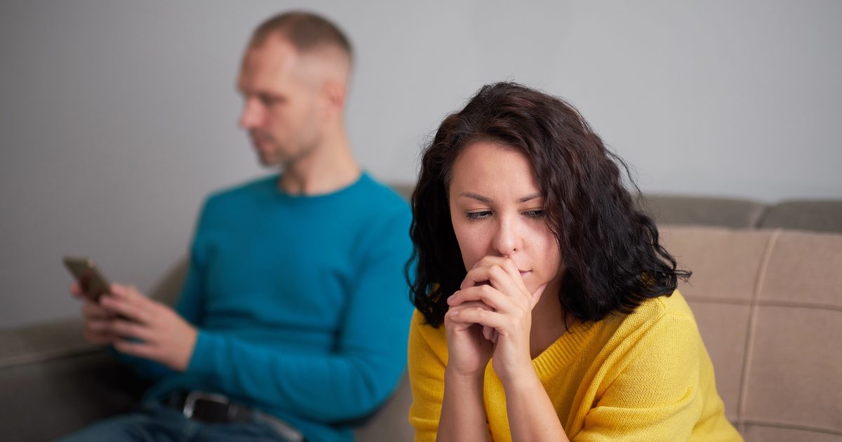 9 Warning Signs Your Marriage Is Surviving, Not Thriving
