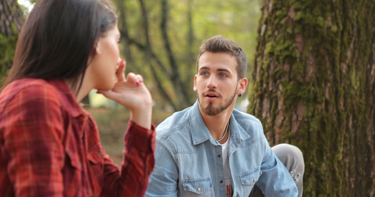 8 Things Girls Think Impress Guys That Many Men Find Unattractive