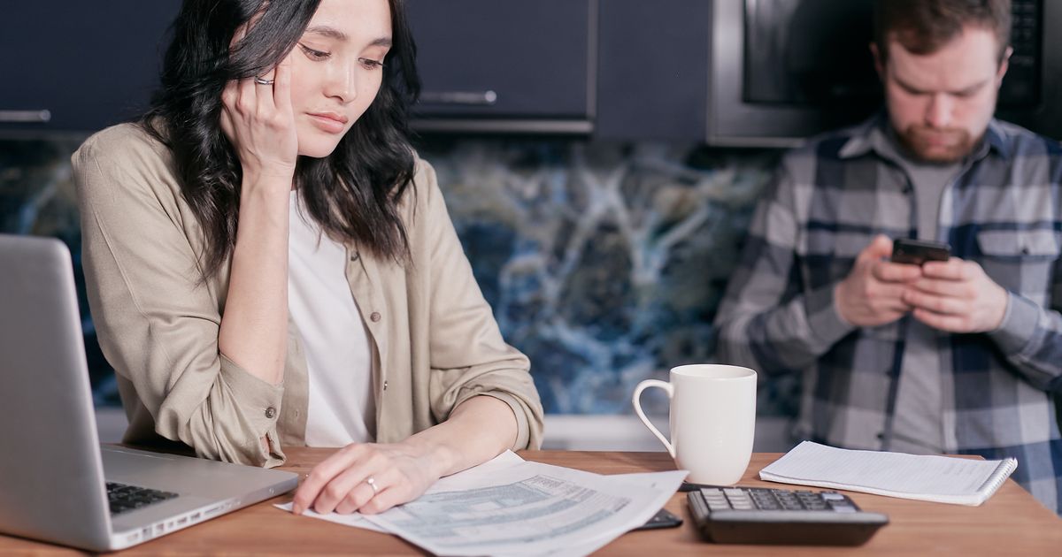 10 Brutal Things To Do When Your Husband Doesn’t Communicate His Feelings Or Plans