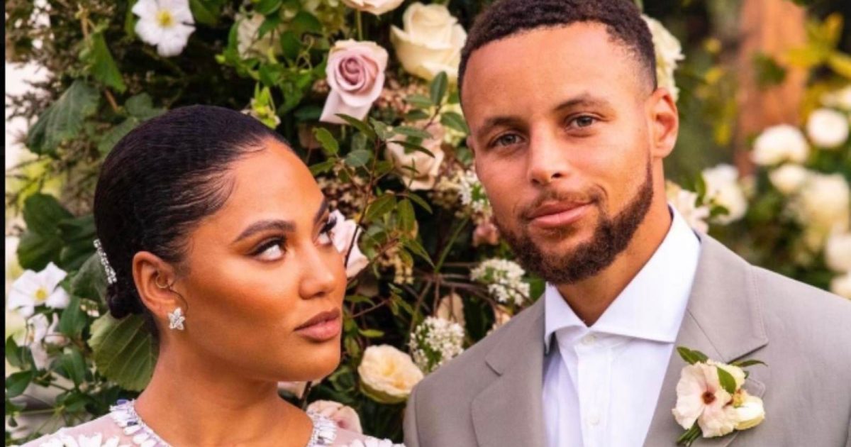 Steph and Ayesha Curry Mark 15 Years of Marriage With an Intimate Dinner Date