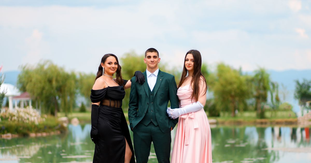 Can a Man Truly Love Two Women at the Same Time? The Honest Truth About Love, Attraction, and Commitment