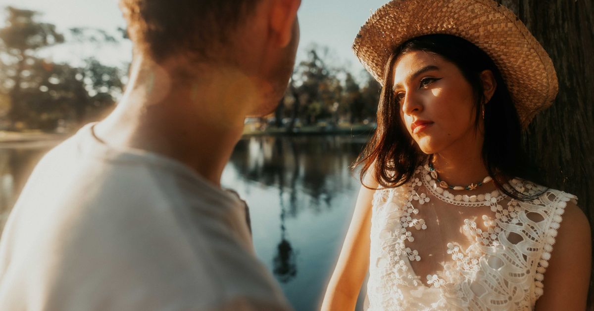 Never Trust a Guy Who Does These 6 Things, No Matter How Much You Love Him