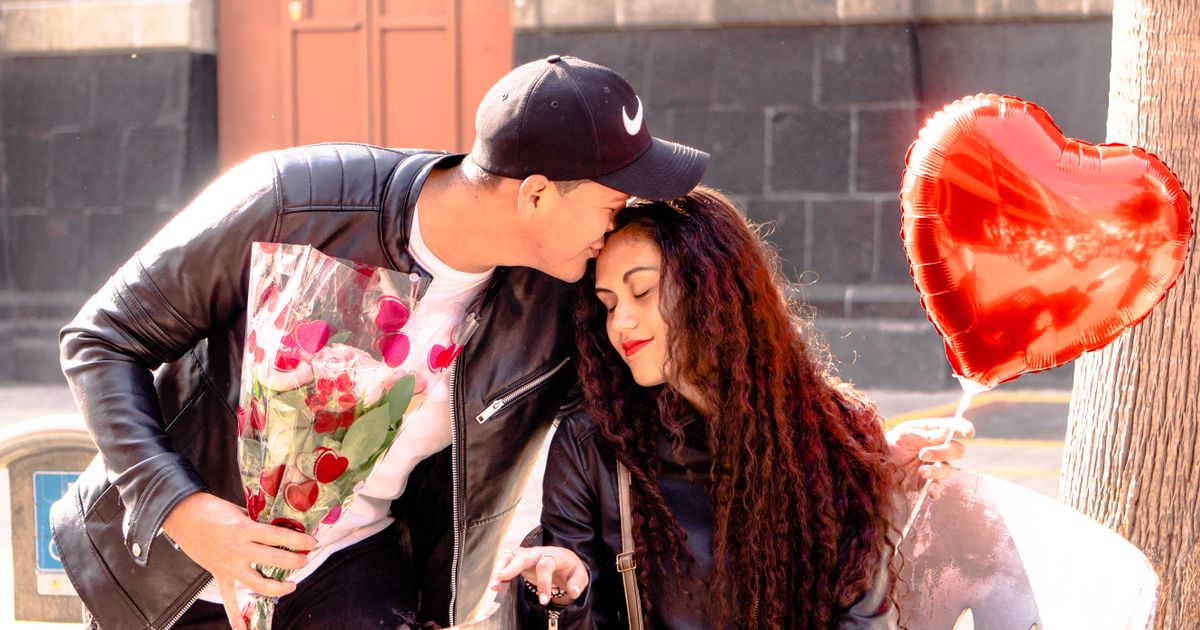 How to Guard Your Heart While Dating So It Doesn’t Get Broken