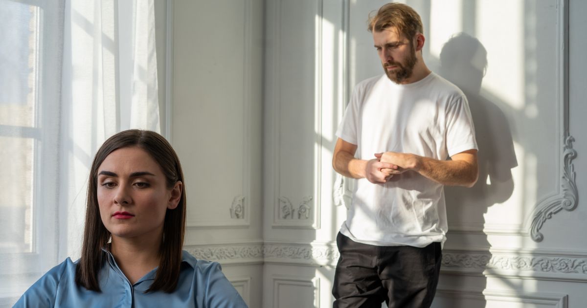 7 Harsh Truths Why Women Lose Interest in “Nice” Men