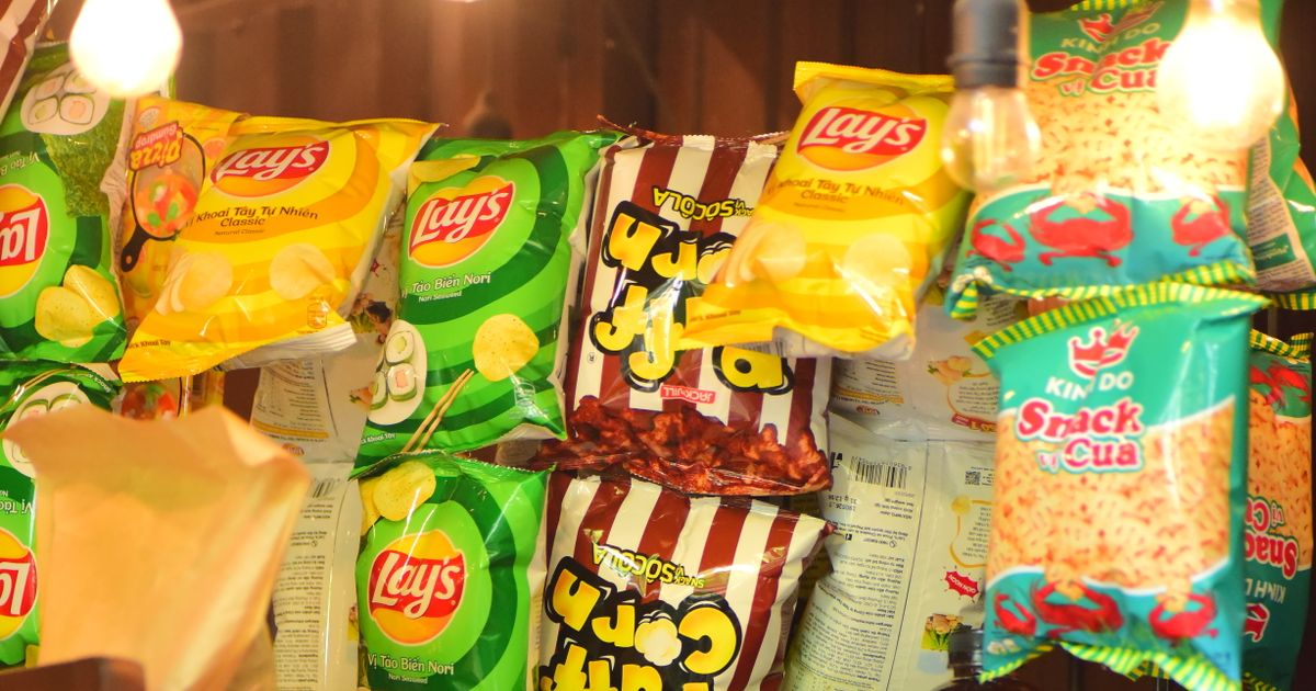 The Very Best Snacks to Eat Between Meals, Ranked