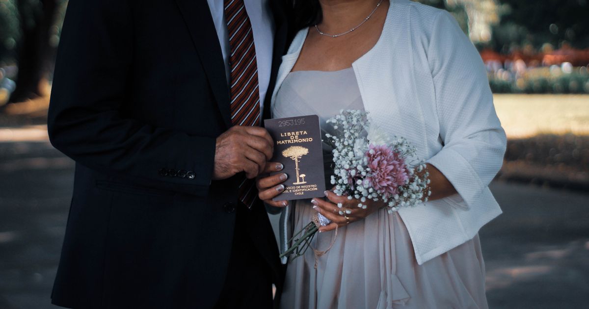 Which Marriages Qualify for a U.S. Green Card? The Rules Couples Need to Know