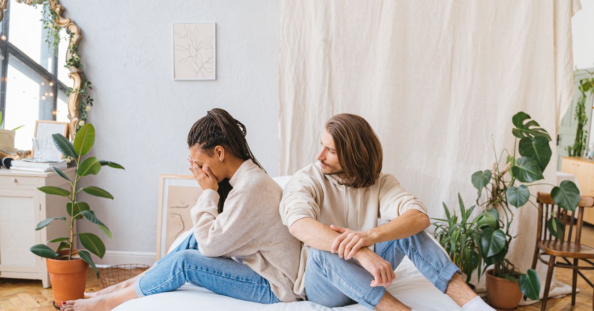 7 Things That Feel Like “Falling Out of Love” but May Actually Mean Your Relationship Is Changing