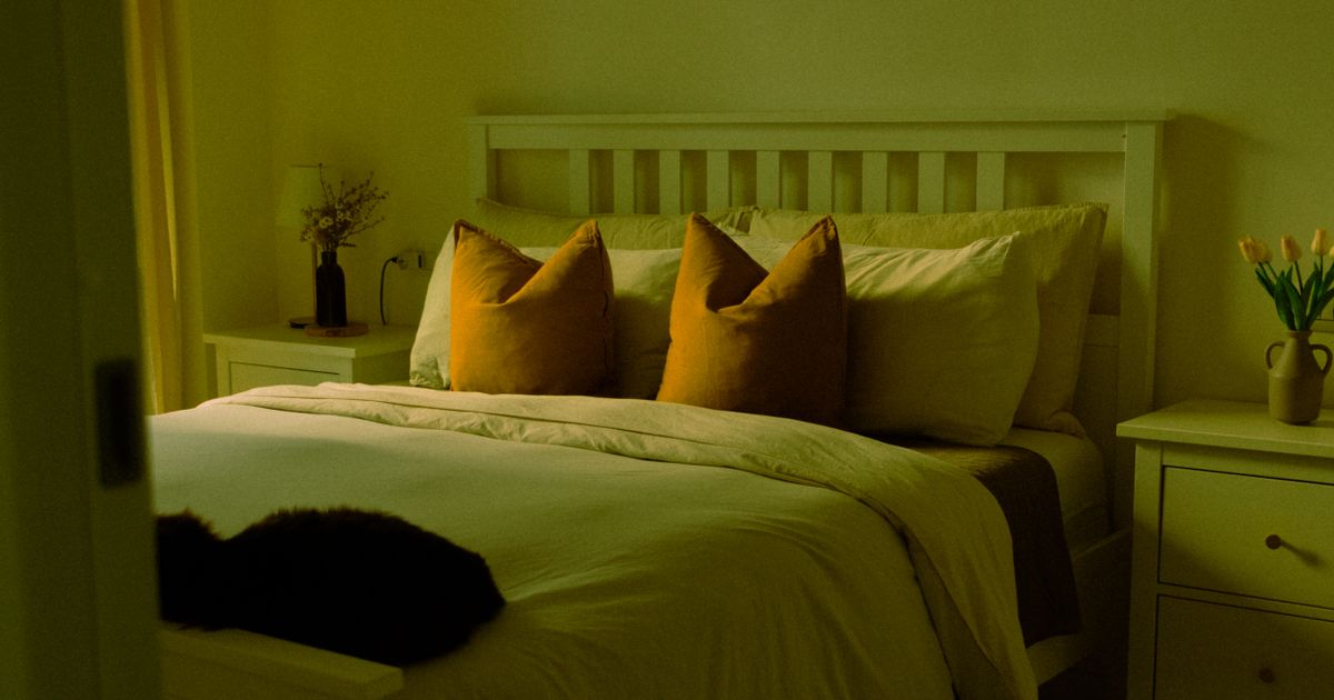 6 Things That Don’t Belong in Your Bedroom Once You Turn 30 and Why Designers Say You Should Toss Them 