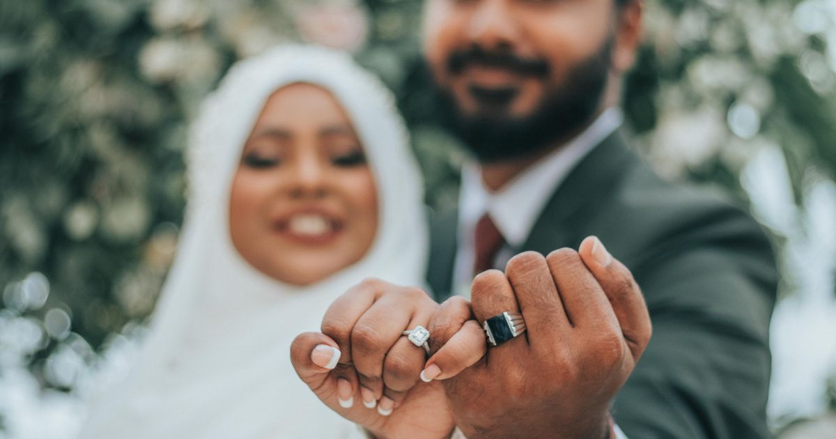Why Married Men Sometimes Become More Attractive to Women: The Psychology Behind the Wedding Ring Effect