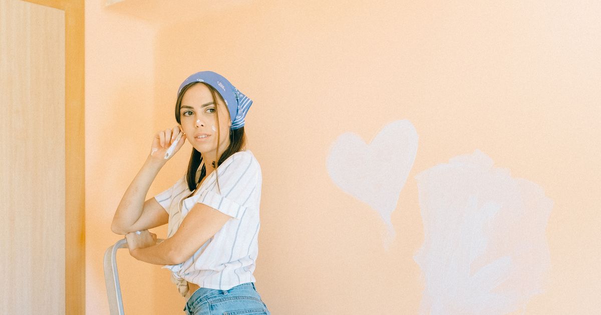 Paint Colors That Can Look Worse in Sunny Rooms, According to Interior Designers 