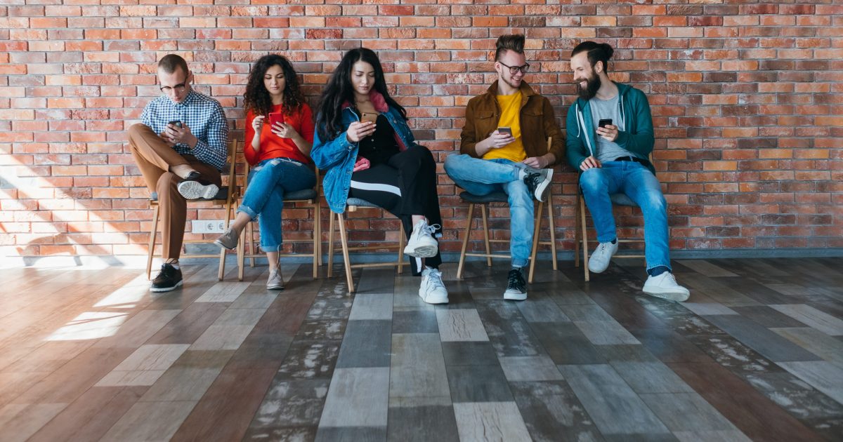 10 Worst Things People Post on Their Stories Without Realizing Everyone Is Judging