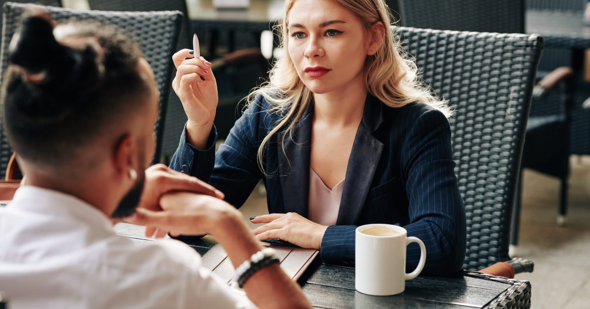 7 Research-Backed Reasons Someone Might Give You the Creeps 
