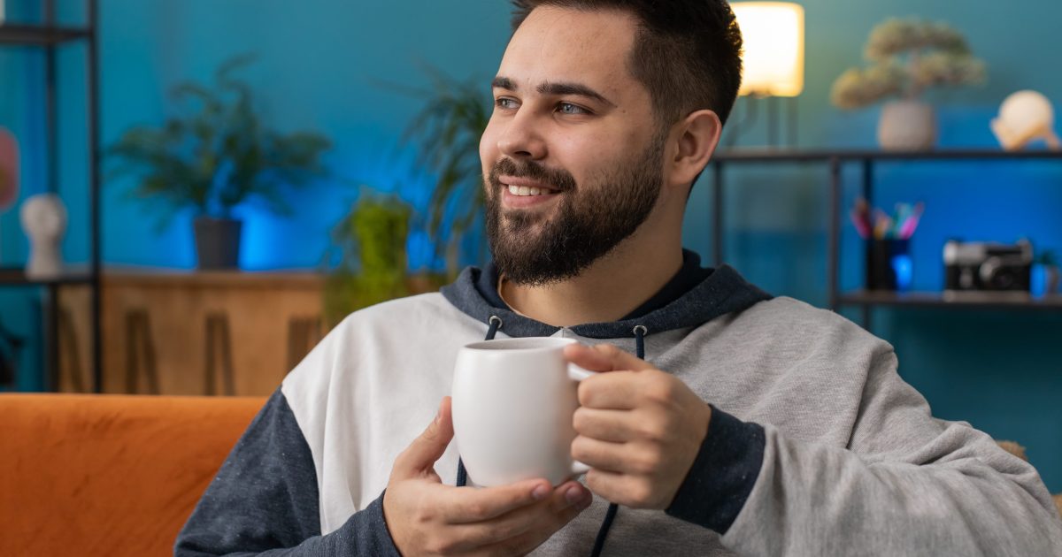 9 Things You Should Never Say to Someone Who Lives Alone