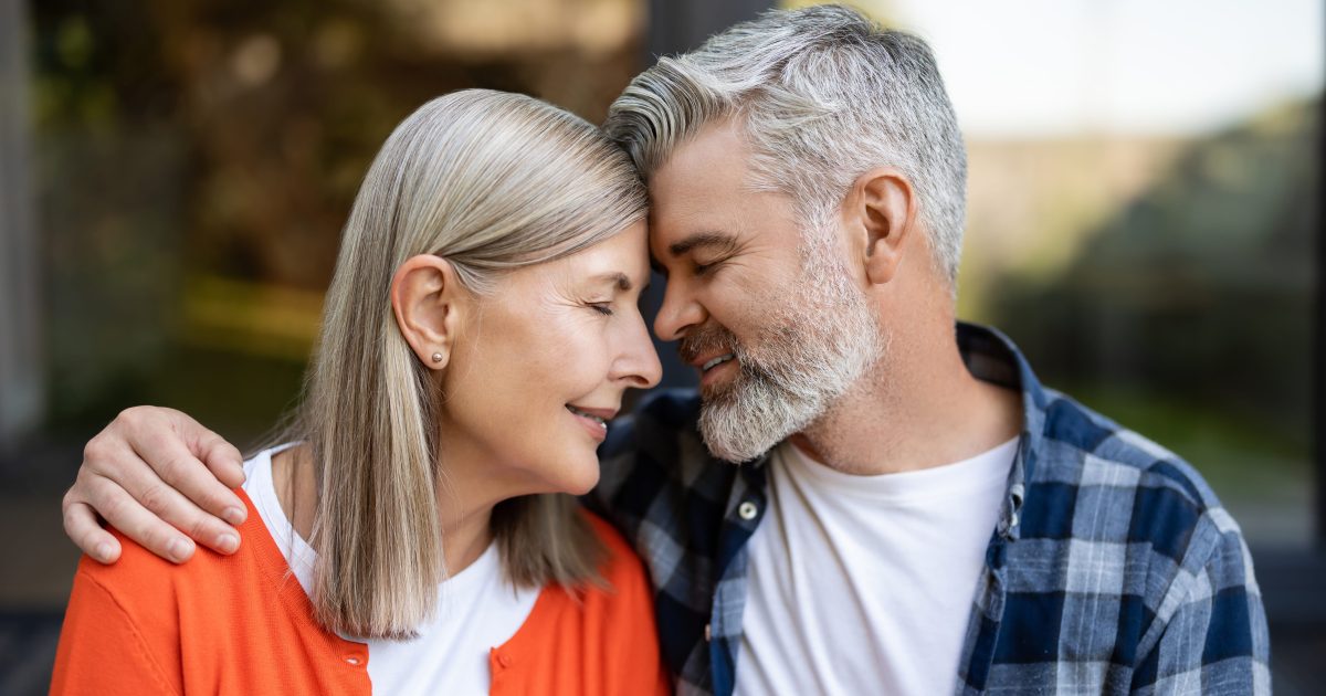 8 Relationship Strengths Older Women Often Bring to Love 