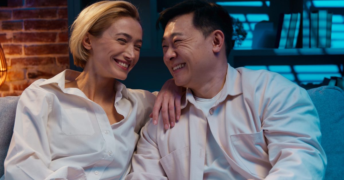 8 Things Men Should Never Stop Giving Their Partner, No Matter How Long They’ve Been Together 