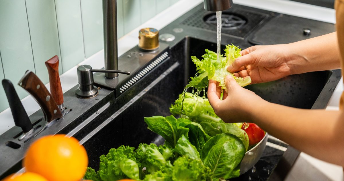 15 Everyday Habits You May Want to Change for a Better Routine 